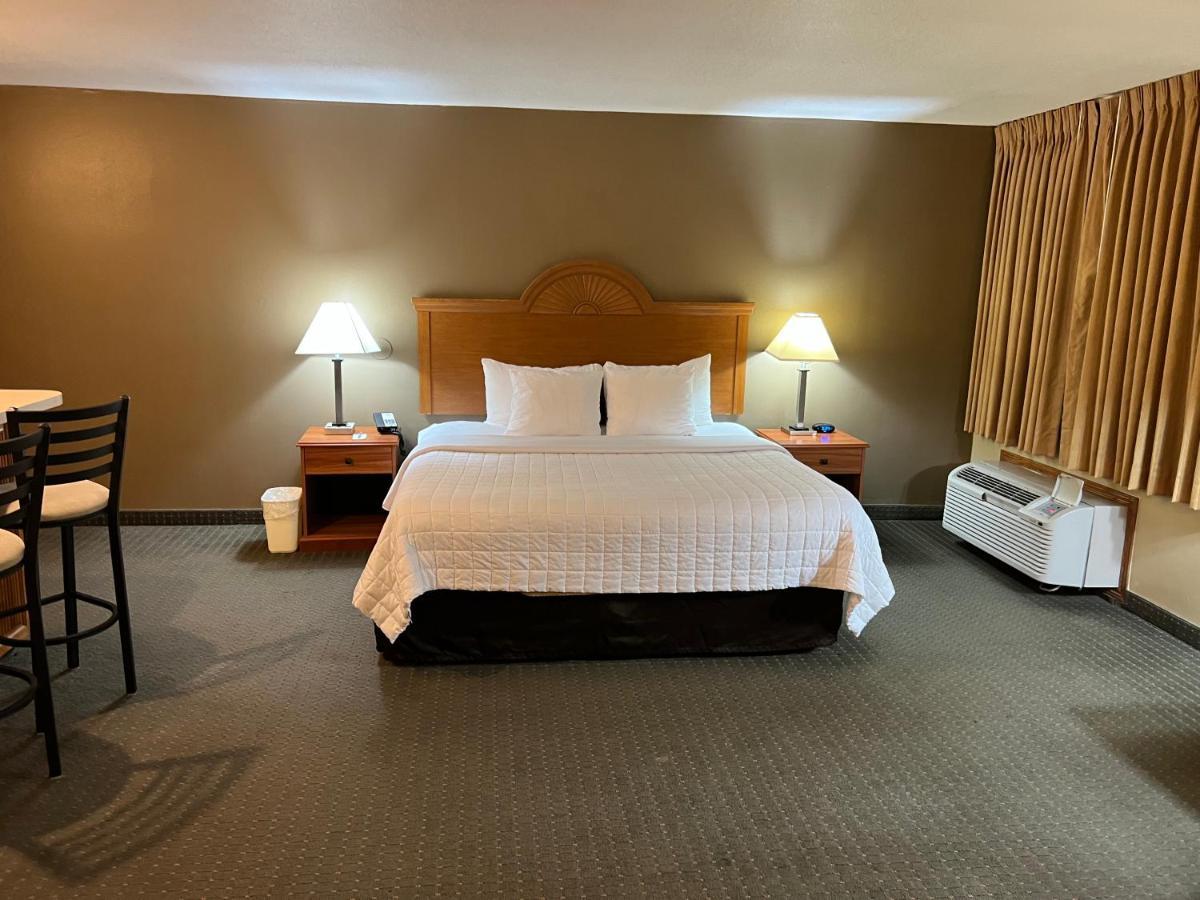 Americas Best Value Inn Pharr/Mcallen Exterior photo